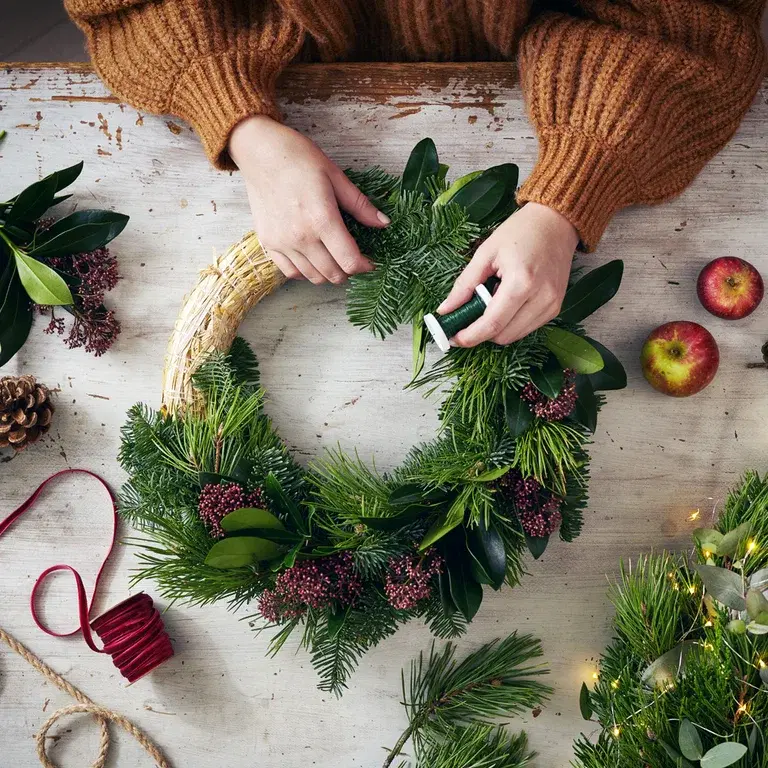 Make Your Own Christmas Wreath