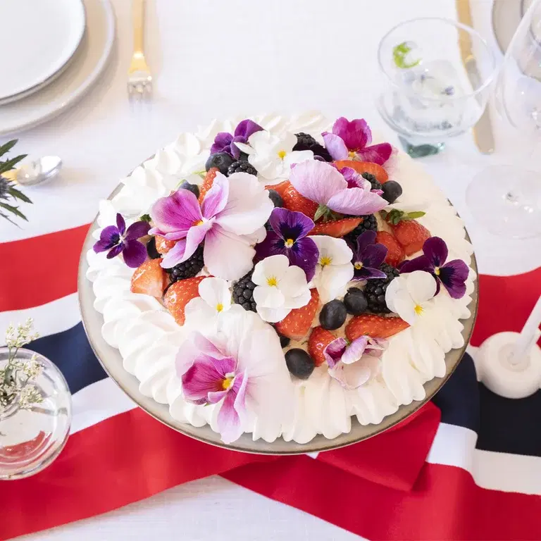 Edible flowers – both beautiful and delicious