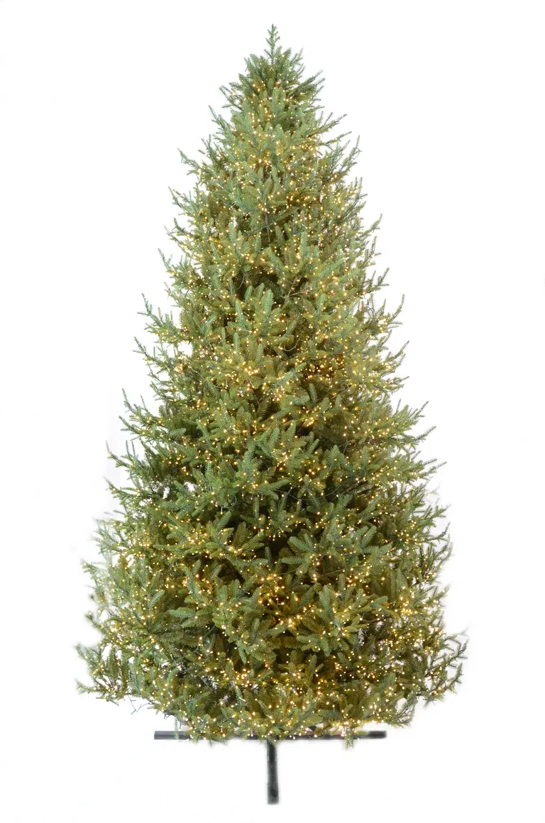 Langfjella 365cm 9000LED - Artificial Christmas Tree